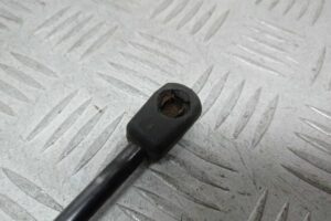 Изображение товара 161845 - 00161845 amortizator kryshki bagazhnika 2