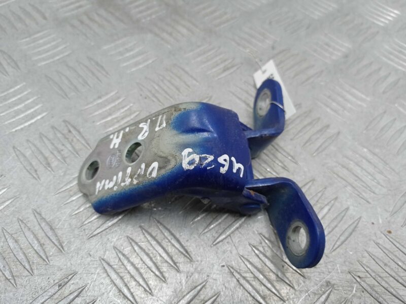 Изображение товара 162195 - 00162195 petlya dveri perednyaya