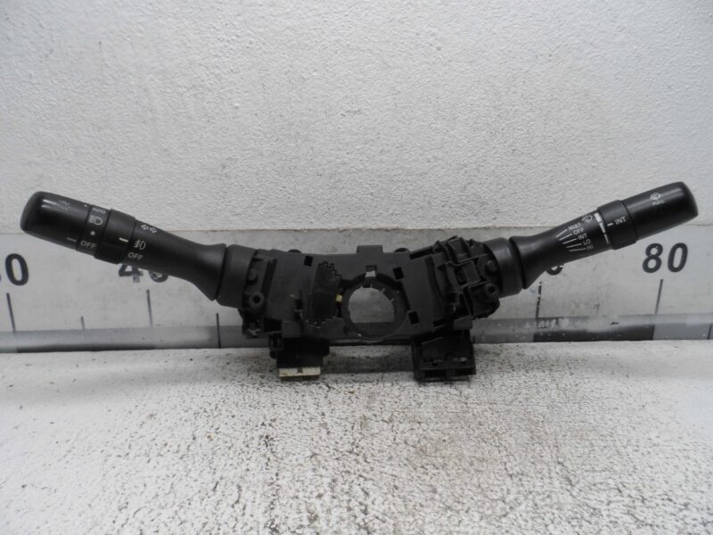 Изображение товара 164979 - 00164979 pereklyuchatel podrulevoj (strekoza) Subaru Tribeca