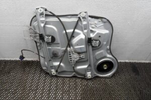 Изображение товара 167516 - 00167516 steklopodemnik perednij pravyj 