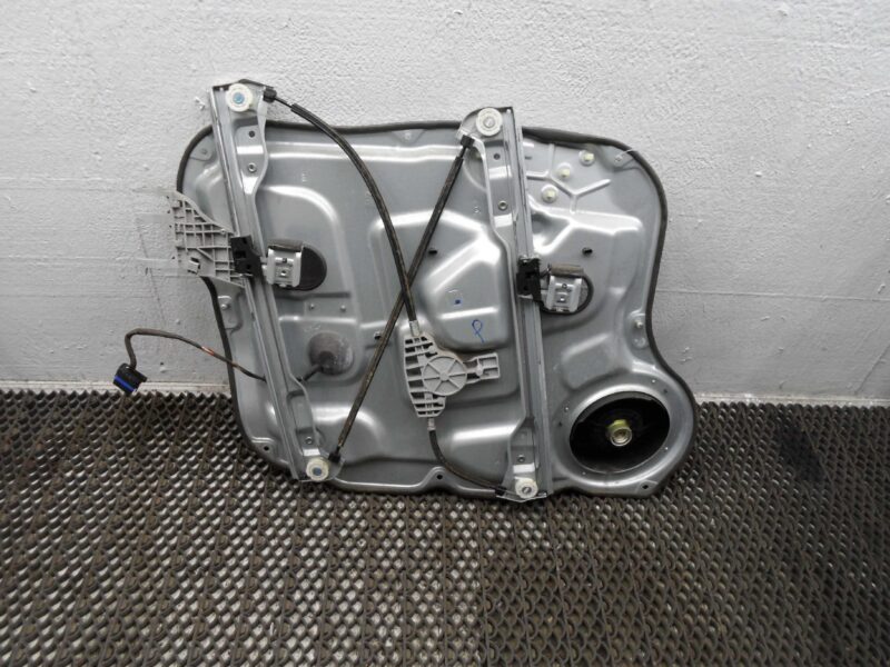 Изображение товара 167516 - 00167516 steklopodemnik perednij pravyj