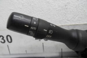 Изображение товара 168379 - 00168379 pereklyuchatel podrulevoj (strekoza) Subaru Tribeca 3