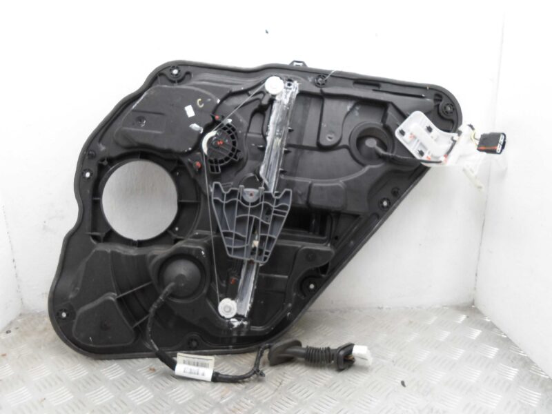 Изображение товара 168695 - 00168695 steklopodemnik zadnij levyj