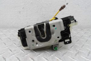 Изображение товара 169711 - 00169711 zamok dveri zadnej levoj Skoda Yeti 1