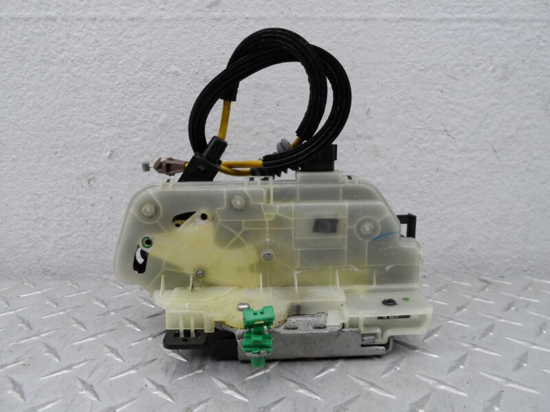 Изображение товара 169711 - 00169711 zamok dveri zadnej levoj Skoda Yeti