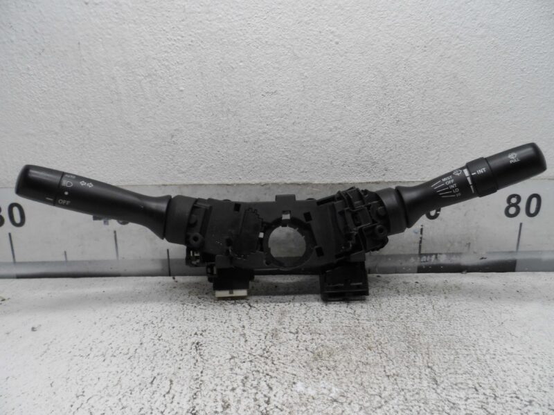 Изображение товара 170360 - 00170360 pereklyuchatel podrulevoj (strekoza) Subaru Tribeca