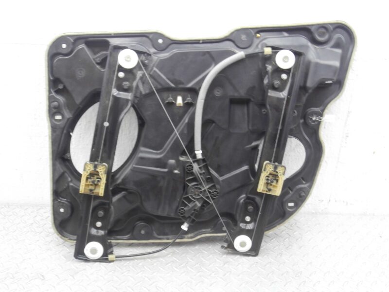 Изображение товара 171255 - 00171255 steklopodemnik perednij levyj Hyundai H1