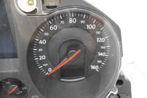 Изображение товара 174219 - 00174219 schitok priborov Volvo S40 2