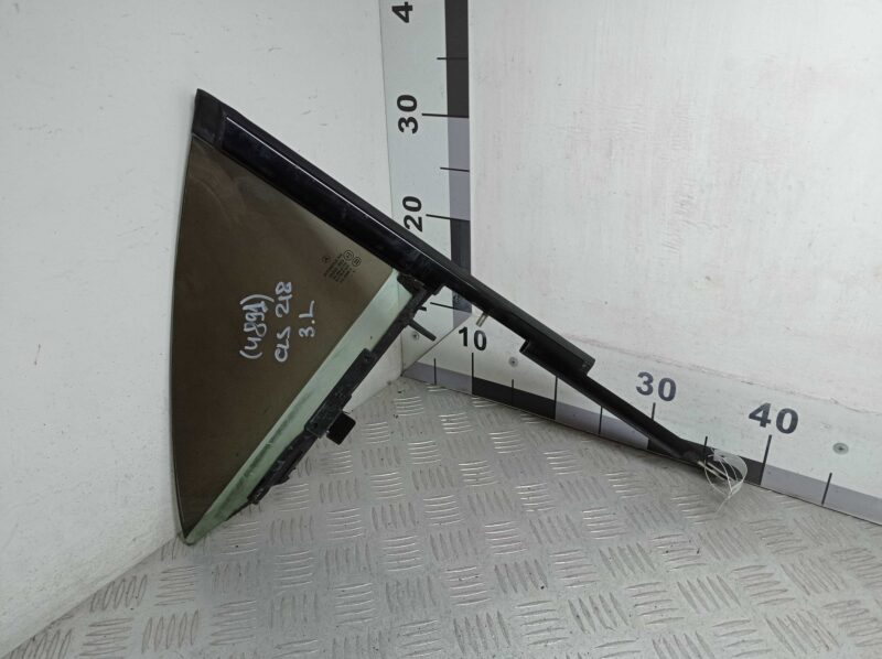 Изображение товара 176671 - 00176671 steklo dveri zadnej levoj