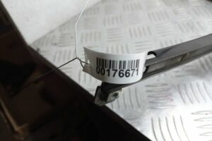 Изображение товара 176671 - 00176671 steklo dveri zadnej levoj 3