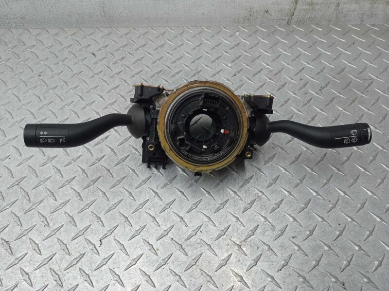 Изображение товара 177058 - 00177058 pereklyuchatel podrulevoj (strekoza) Toyota Matrix