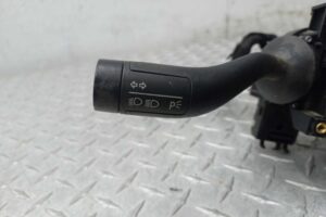 Изображение товара 178392 - 00178392 pereklyuchatel podrulevoj (strekoza) Toyota Matrix 2