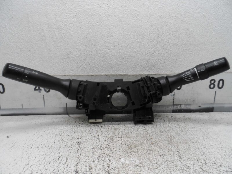 Изображение товара 179834 - 00179834 pereklyuchatel podrulevoj (strekoza) Subaru Tribeca