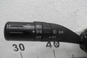 Изображение товара 180428 - 00180428 pereklyuchatel podrulevoj (strekoza) Peugeot 306 1