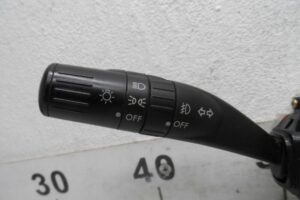Изображение товара 180539 - 00180539 pereklyuchatel podrulevoj (strekoza) Peugeot 306 3