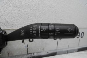 Изображение товара 180960 - 00180960 pereklyuchatel podrulevoj (strekoza) Peugeot 306 1
