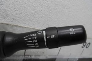 Изображение товара 182340 - 00182340 pereklyuchatel podrulevoj (strekoza) Subaru Tribeca 1
