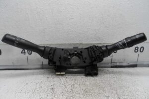 Изображение товара 182340 - 00182340 pereklyuchatel podrulevoj (strekoza) Subaru Tribeca