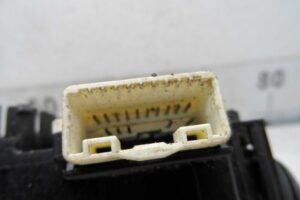 Изображение товара 182505 - 00182505 pereklyuchatel podrulevoj (strekoza) Subaru Tribeca 3