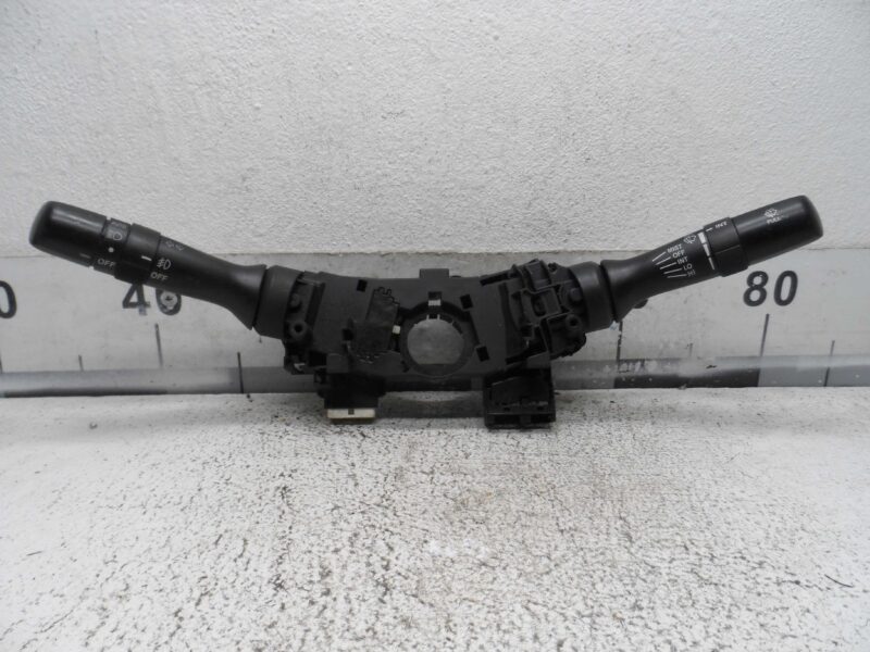 Изображение товара 182505 - 00182505 pereklyuchatel podrulevoj (strekoza) Subaru Tribeca