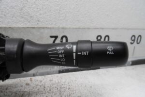 Изображение товара 182552 - 00182552 pereklyuchatel podrulevoj (strekoza) Subaru Tribeca 1