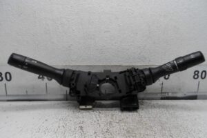 Изображение товара 182552 - 00182552 pereklyuchatel podrulevoj (strekoza) Subaru Tribeca