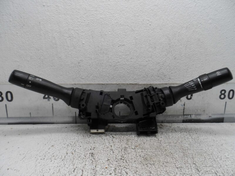 Изображение товара 182552 - 00182552 pereklyuchatel podrulevoj (strekoza) Subaru Tribeca
