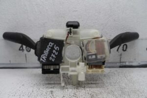 Изображение товара 182691 - 00182691 pereklyuchatel podrulevoj (strekoza) Peugeot 306 1
