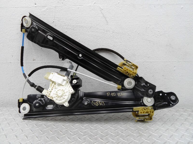 Изображение товара 182920 - 00182920 steklopodemnik perednij levyj