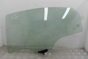 Изображение товара 182951 - 00182951 steklo dveri zadnej levoj