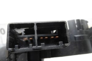 Изображение товара 183669 - 00183669 pereklyuchatel podrulevoj (strekoza) Subaru Tribeca 3