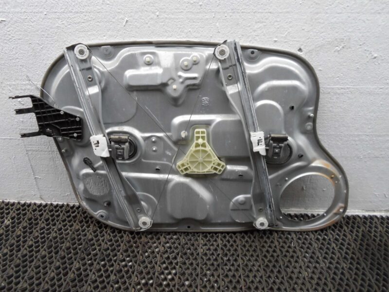 Изображение товара 184930 - 00184930 steklopodemnik perednij pravyj