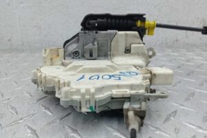 Изображение товара 185693 - 00185693 zamok dveri perednej levoj 1
