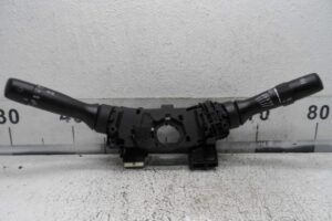 Изображение товара 185790 - 00185790 pereklyuchatel podrulevoj (strekoza) Subaru Tribeca