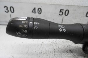 Изображение товара 185844 - 00185844 pereklyuchatel podrulevoj (strekoza) Peugeot 4007 1