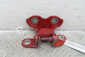 Изображение товара 186311 - 00186311 petlya dveri zadnyaya Subaru Legacy 1