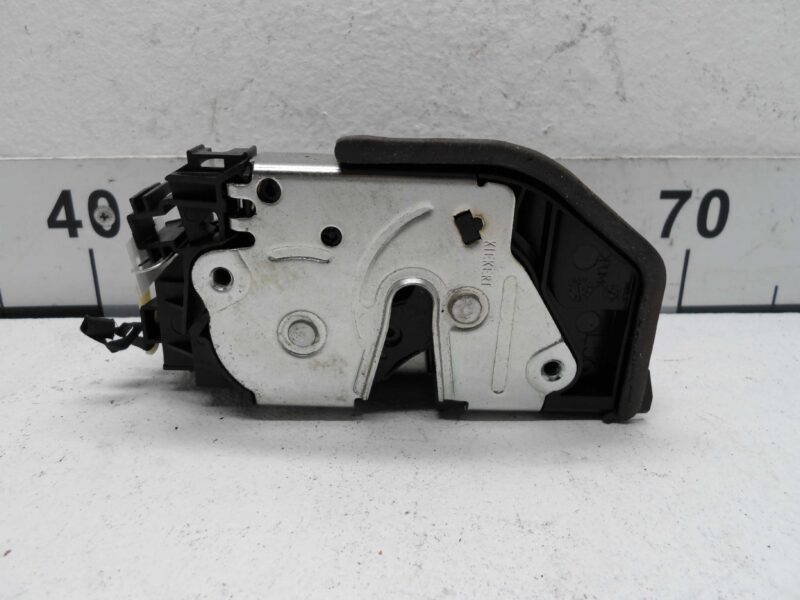 Изображение товара 190001 - 00190001 zamok dveri zadnej levoj