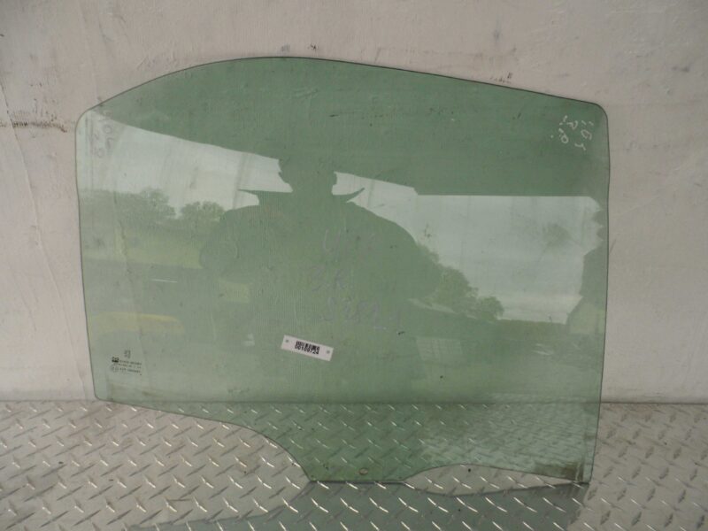 Изображение товара 109724 - 00190724 steklo dveri zadnej pravoj Mercedes SLK