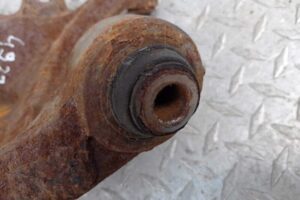 Изображение товара 190940 - 00190940 kulak zadnij levyj Pontiac TransSport 2