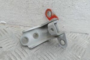 Изображение товара 192424 - 00192424 petlya dveri perednyaya 