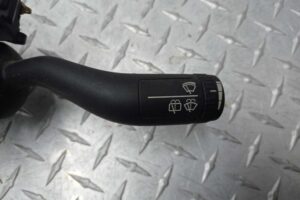 Изображение товара 195097 - 00195097 pereklyuchatel podrulevoj (strekoza) Toyota Matrix 1