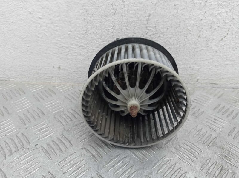 Изображение товара 195562 - 00195562 ventilyator otopitelya (motorchik pechki) Volvo 440