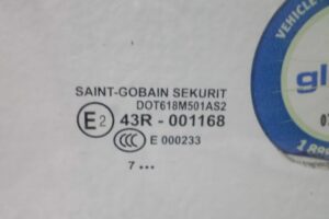 Изображение товара 197486 - 00197486 steklo dveri perednej pravoj Toyota Matrix 1
