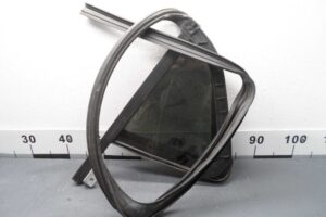 Изображение товара 197710 - 00197710 steklo dveri zadnej pravoj 1