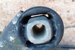 Изображение товара 201181 - 00201181 balka zadnyaya 2