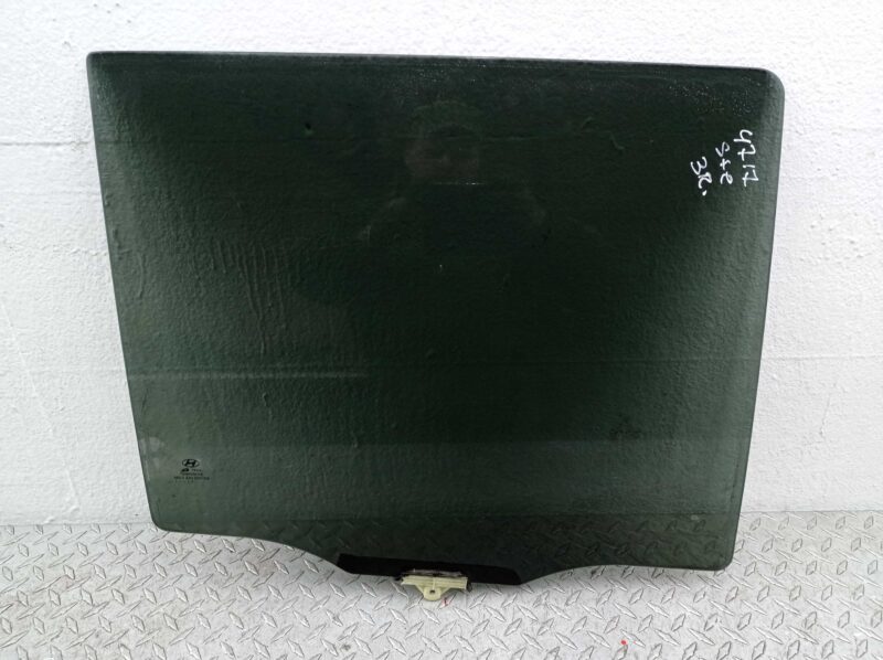 Изображение товара 210084 - 00210084 steklo dveri zadnej pravoj