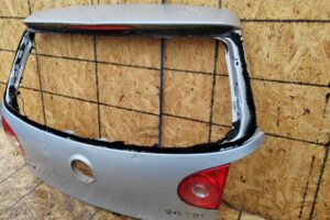 Изображение товара 210656 - 00210656 kryshka bagazhnika Volkswagen T4 9