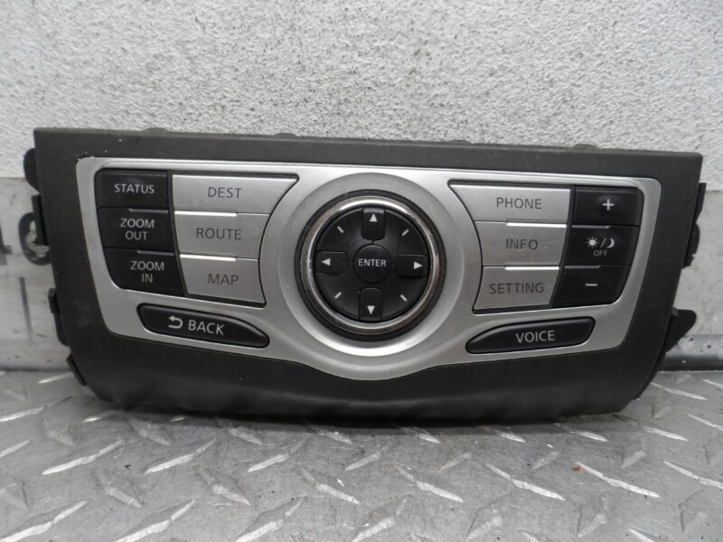 Изображение товара 212094 - 00212094 panel upravleniya magnitoloj Lexus LS