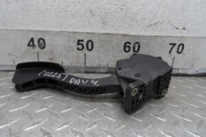 Изображение товара 212445 - 00212445 pedal gaza Rover 400 3