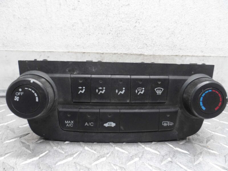 Изображение товара 212561 - 00212561 pereklyuchatel otopitelya Renault Sandero